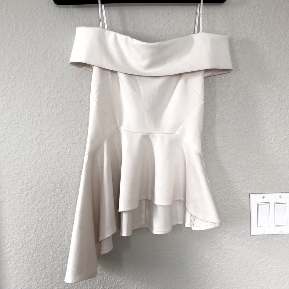 Lulus off white top